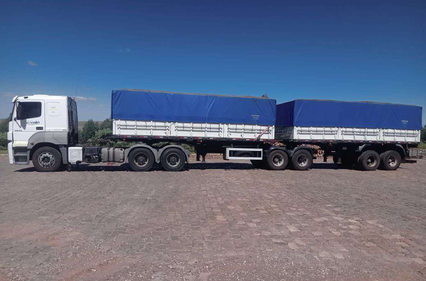 M.BENZ AXOR 2644 S 6X4 ANO/MOD 2013/2013 (BITREM) IUP0B96
