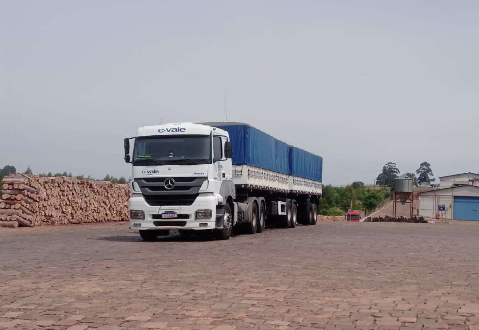 M.BENZ AXOR 2644 S 6X4 ANO/MOD: 2013/2013 (BITREM) IUP2J59