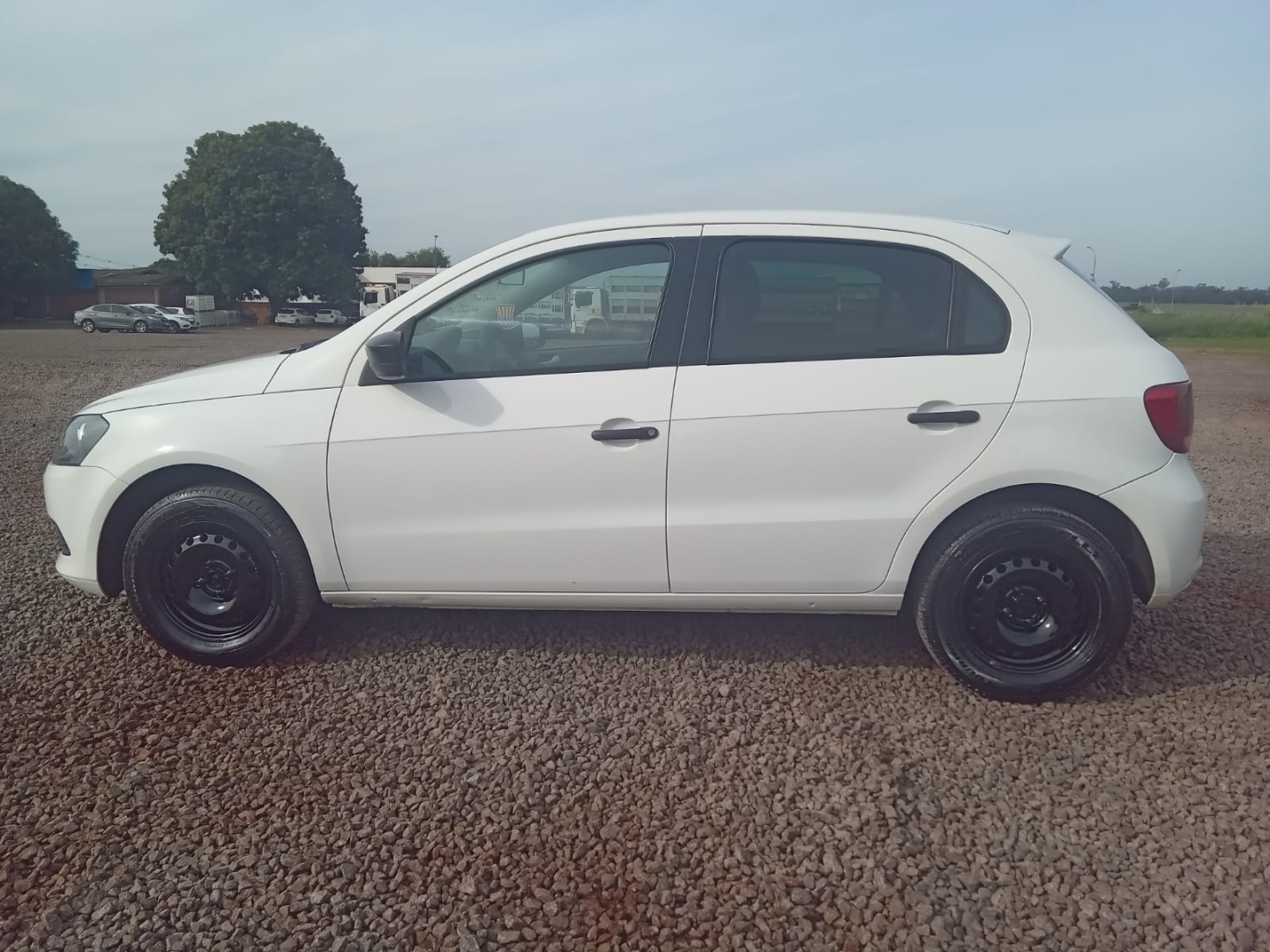 VW/NOVO GOL 1.0 CITY ANO/MOD 2014/2014 IVI8457